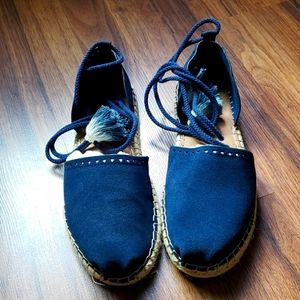 NIB Toms navy suede Katalina espadrille shoes